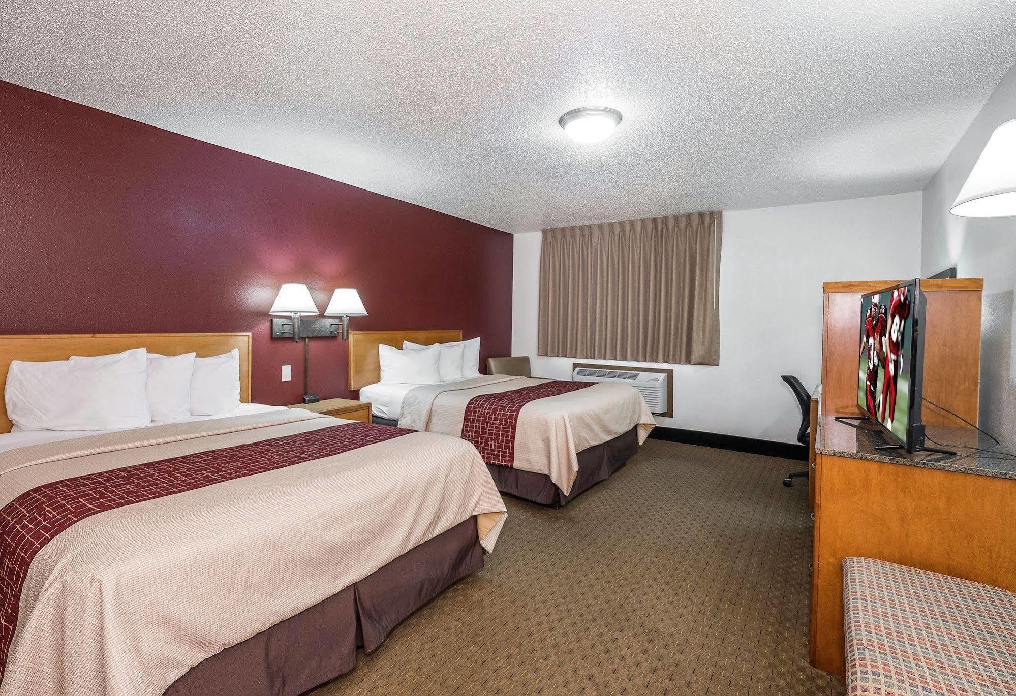 Red Roof Inn Maryville Exterior photo